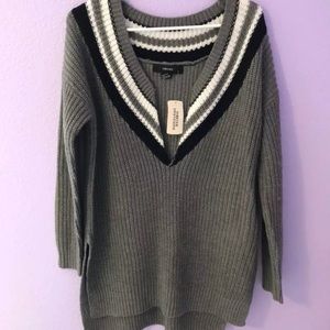 Grey B-Neck Sweater